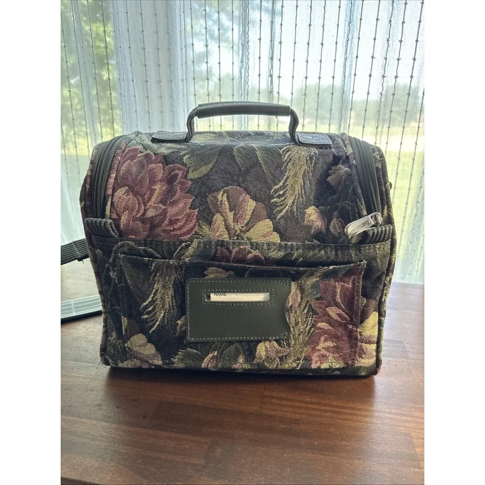 VTG 90s Travel Gear Tapestry Floral Luggage Carry On Travel Bag 12x11x8